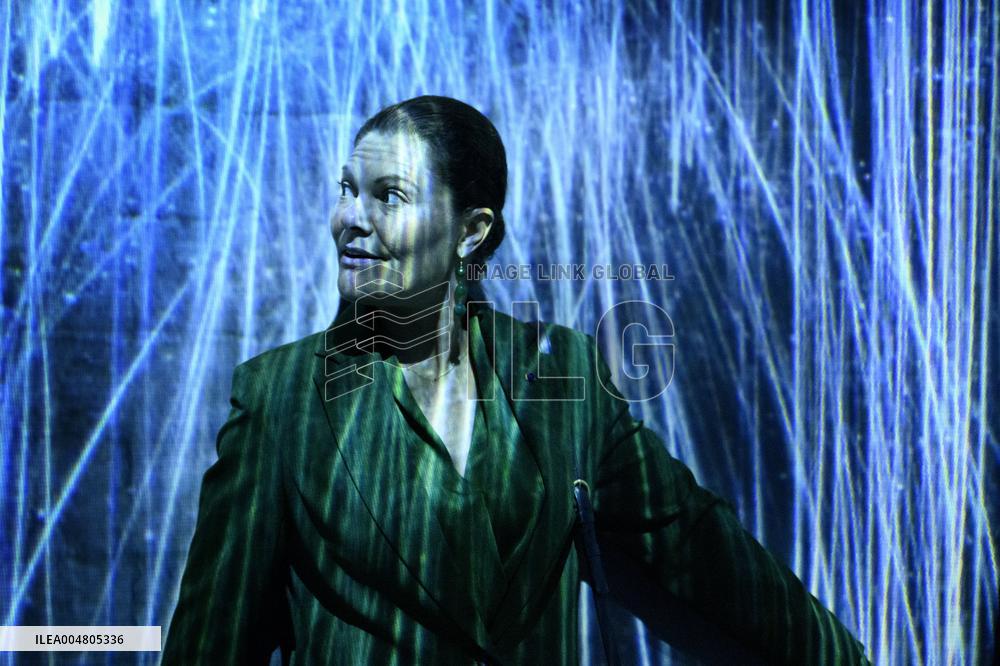 CROWN PRINCESS IN TOKYO