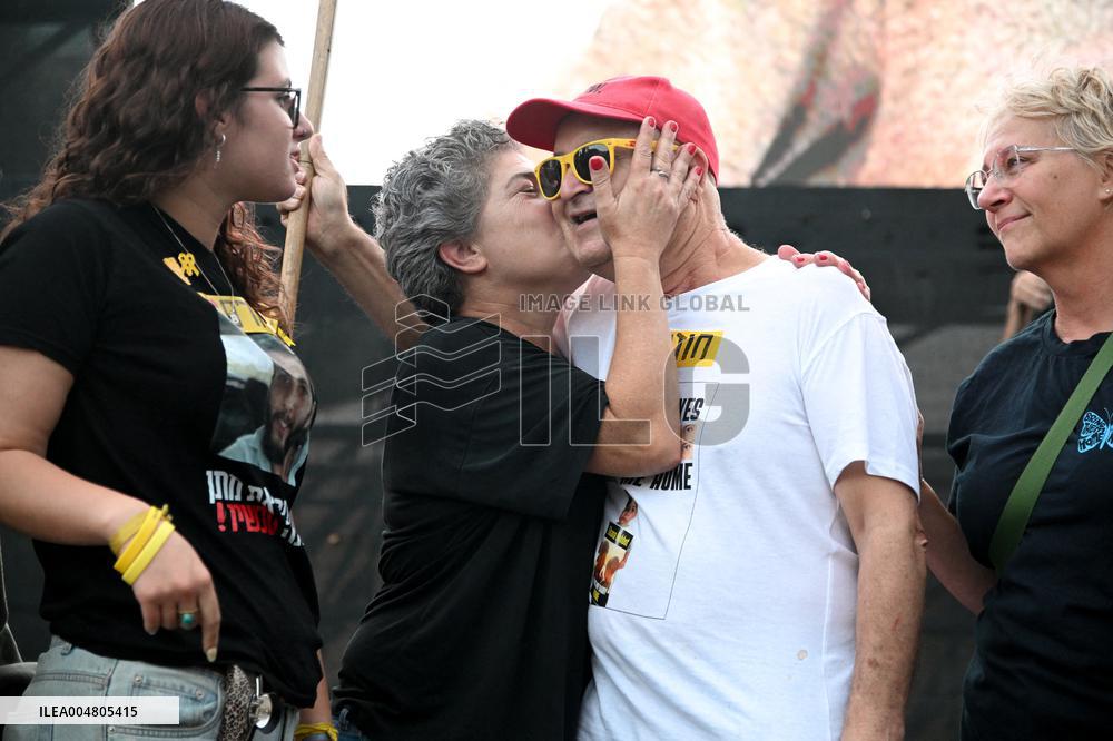 Hostage Release Celebration - Tel Aviv