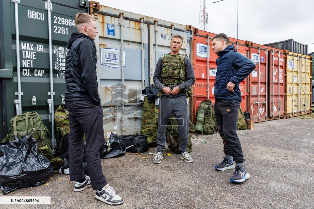 Conscript service in the Defence Forces