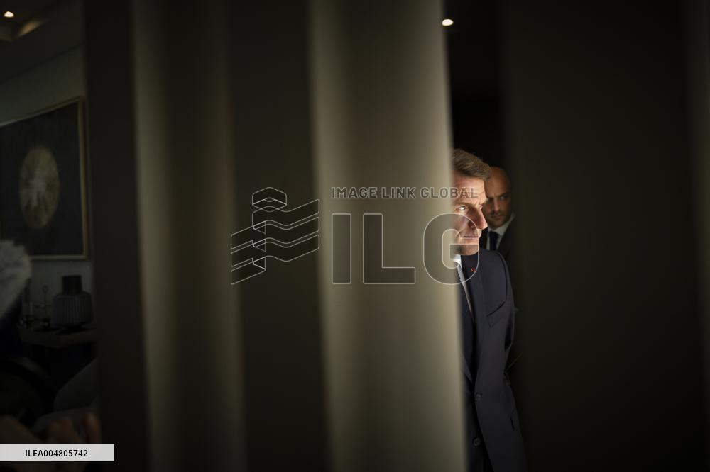 French President Macron Waits for Palestinian President Mahmoud Abbas at the Gaza Peace Summit - Sharm el-Sheikh