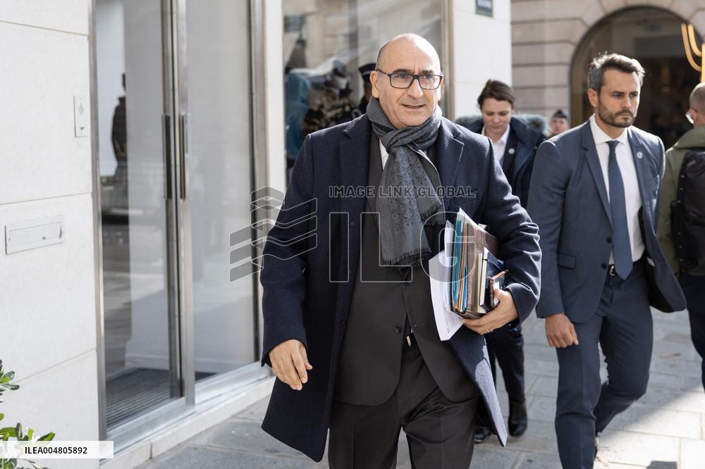 Ministers leaves the Elysee Palace for the Council of Ministers - Paris AJ