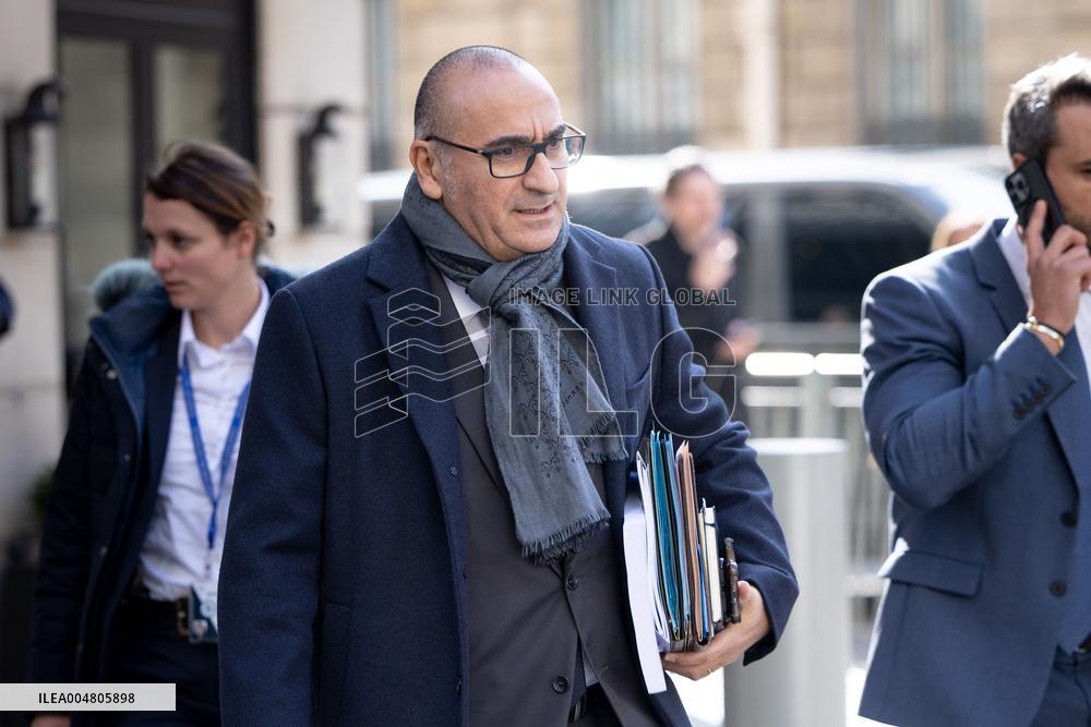 Ministers leaves the Elysee Palace for the Council of Ministers - Paris AJ