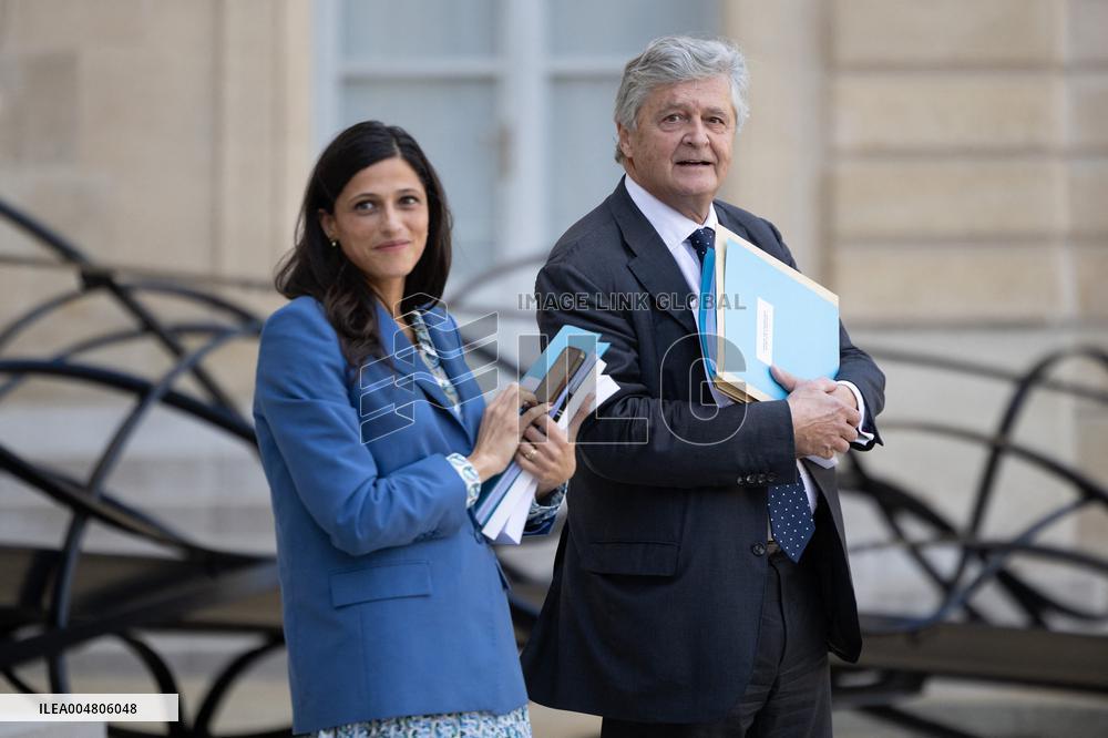 Weekly Meeting of The New Cabinet - Paris