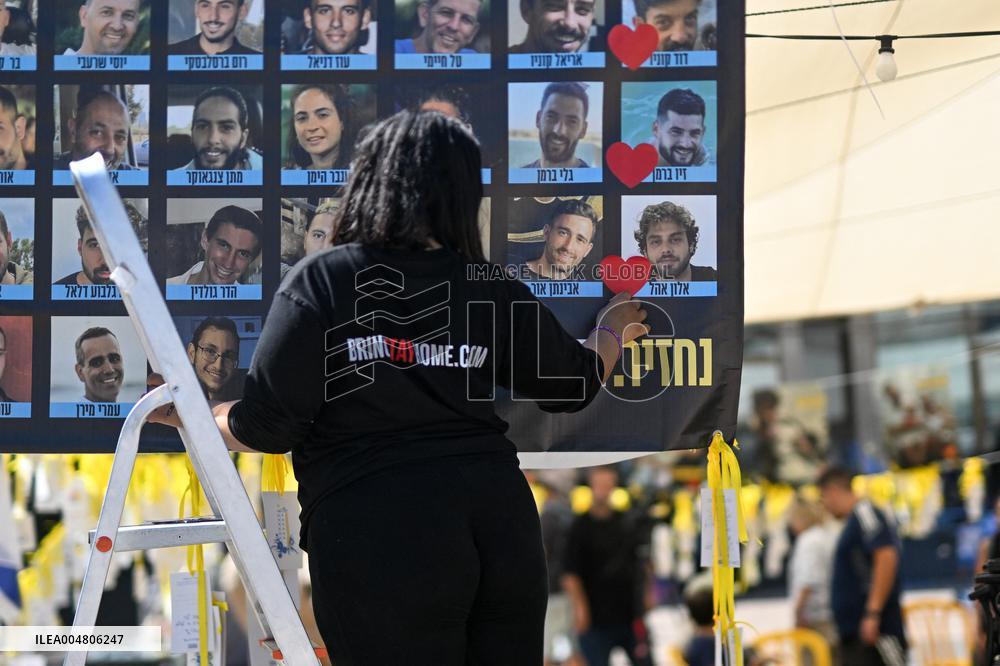 Hostage Square The Day After The Return Of The Hamas Hostages - Tel-Aviv
