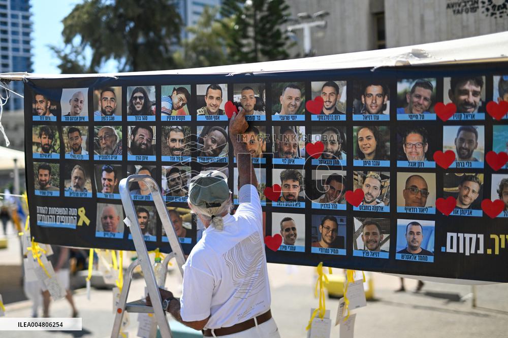 Hostage Square The Day After The Return Of The Hamas Hostages - Tel-Aviv