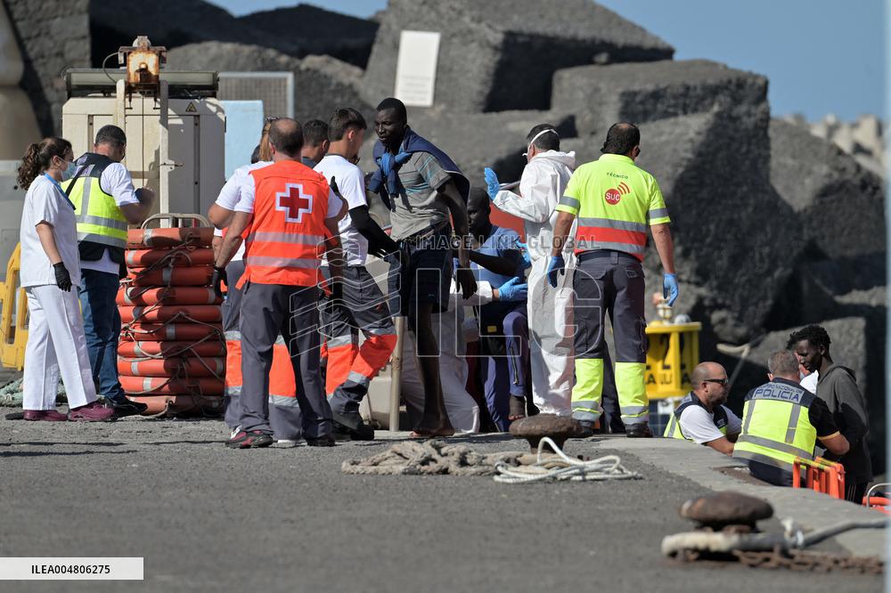 A Cayuco With 230 People Rescued In El Hierro - Spain