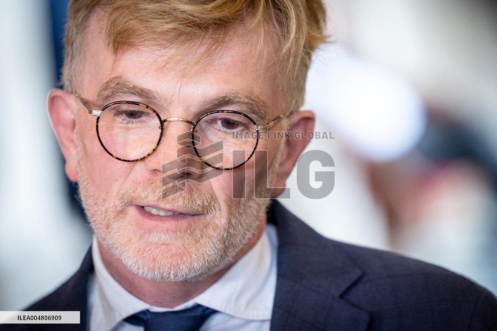 Press Briefing After the French PM's General Policy Statement - Paris AJ