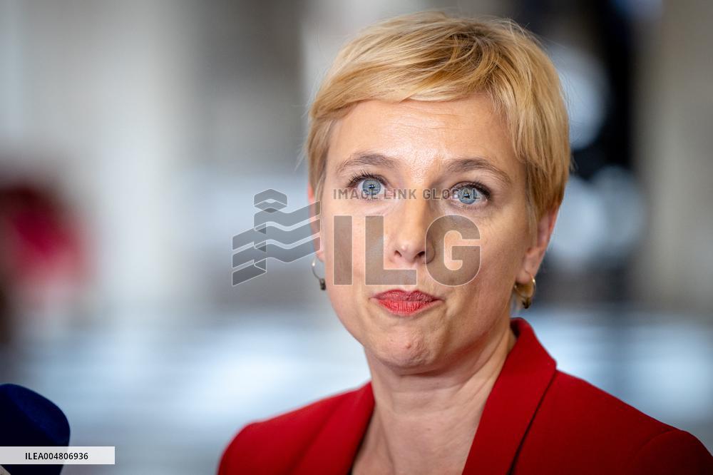 Press Briefing After the French PM's General Policy Statement - Paris AJ