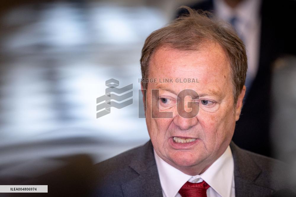 Press Briefing After the French PM's General Policy Statement - Paris AJ