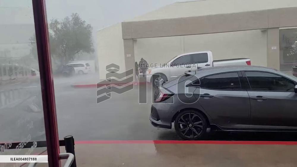 US: Severe Thunderstorm Hits Metro Phoenix, Thousands Lose Power 2