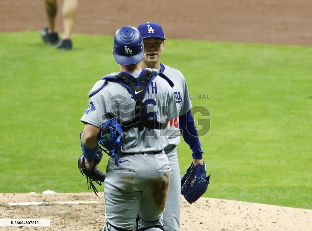 Baseball: Championship Series between Dodgers and Brewers