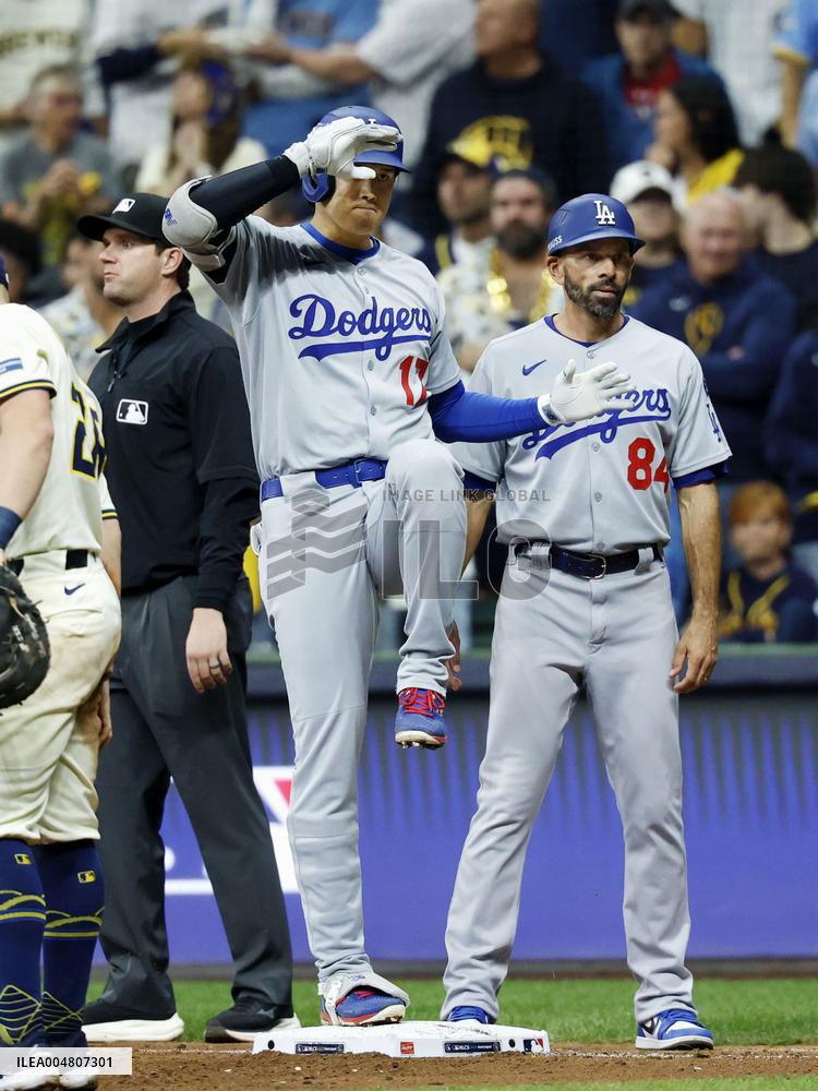 Baseball: Championship Series between Dodgers and Brewers
