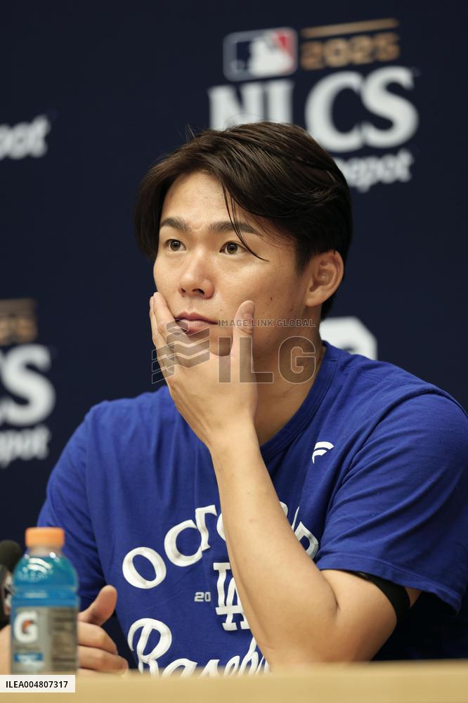 Baseball: Championship Series between Dodgers and Brewers