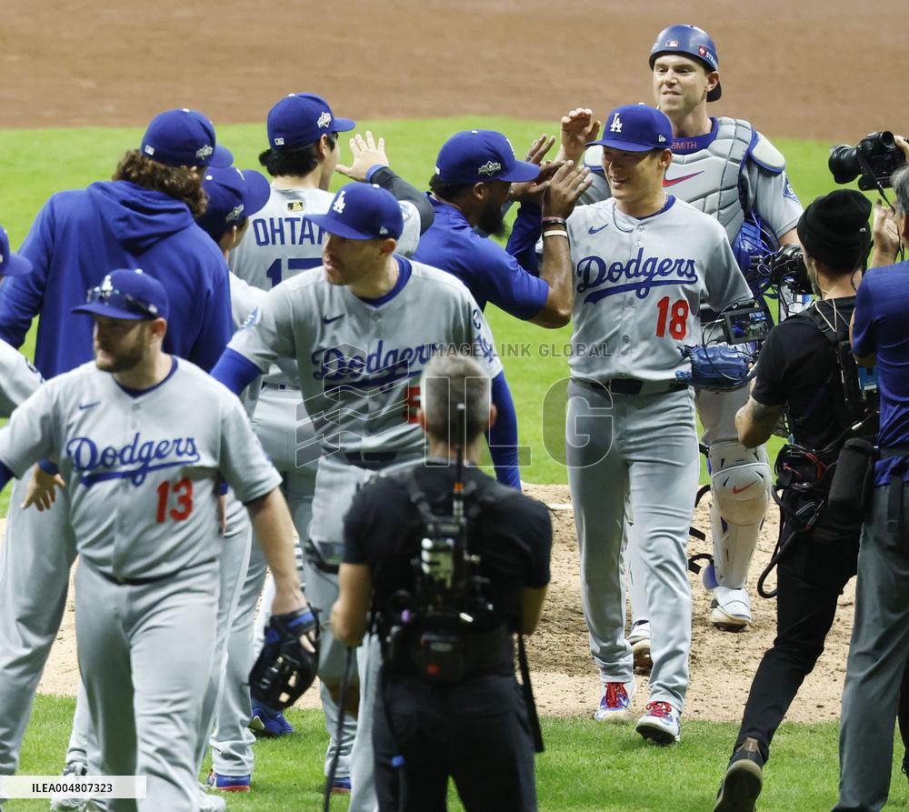 Baseball: Championship Series between Dodgers and Brewers