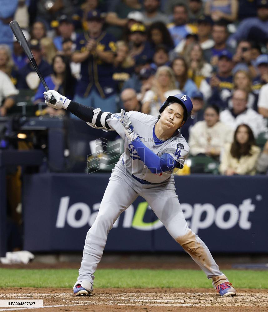 Baseball: Championship Series between Dodgers and Brewers