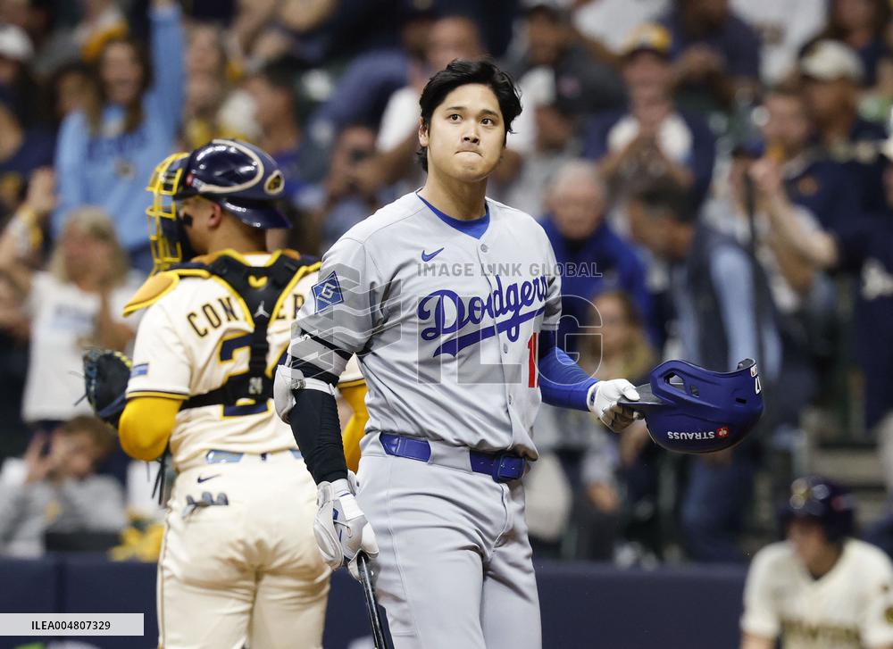 Baseball: Championship Series between Dodgers and Brewers