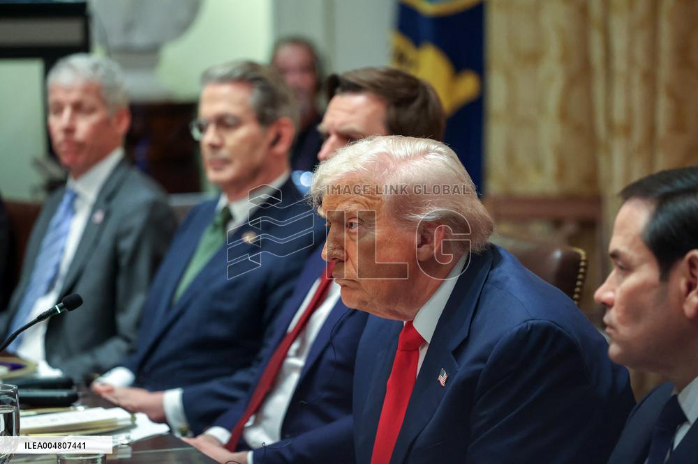 Trump Hosts a bilateral lunch with President Javier Gerardo Milei of Argentina