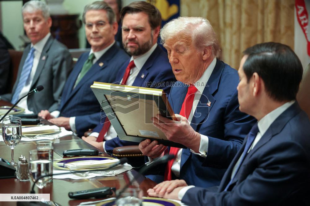 Trump Hosts a bilateral lunch with President Javier Gerardo Milei of Argentina