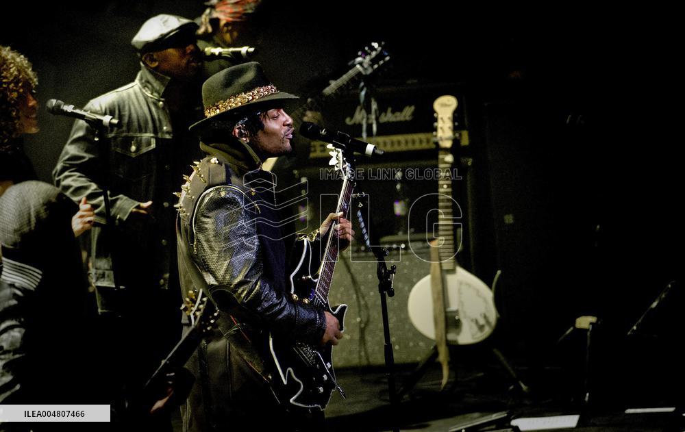 D´ANGELO IN STOCKHOLM