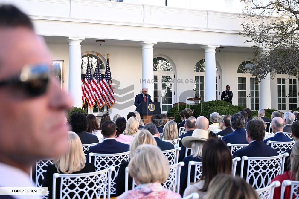 Trump Hosts Medal of Freedom Ceremony Honoring Charlie Kirj