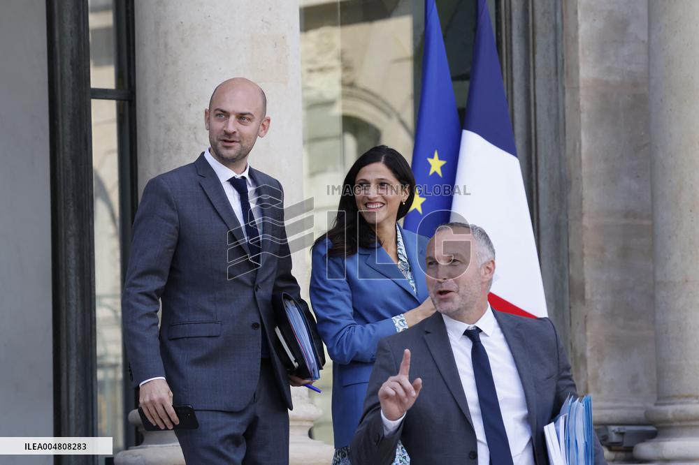 First Weekly Cabinet Meeting Of French Prime Minister Lecornu - Paris