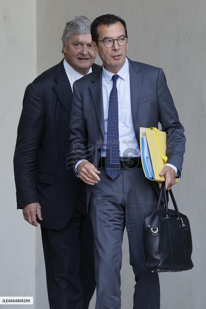 First Weekly Cabinet Meeting Of French Prime Minister Lecornu - Paris