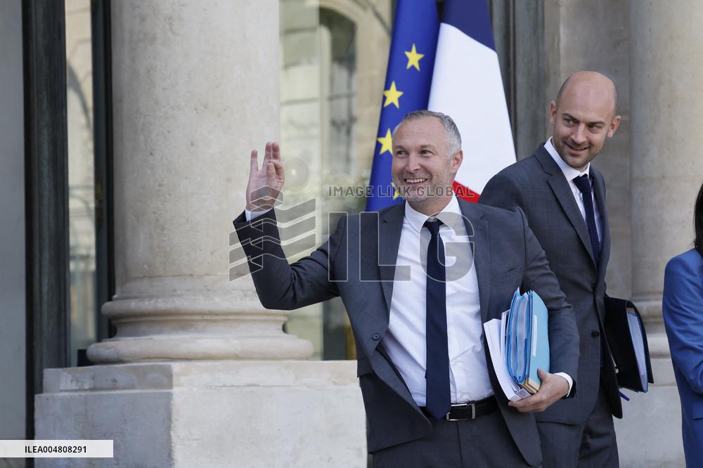 First Weekly Cabinet Meeting Of French Prime Minister Lecornu - Paris