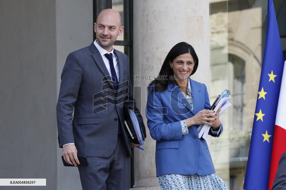 First Weekly Cabinet Meeting Of French Prime Minister Lecornu - Paris