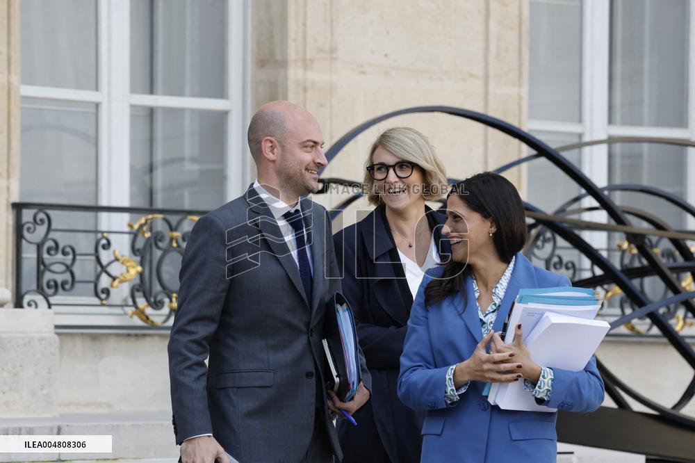 First Weekly Cabinet Meeting Of French Prime Minister Lecornu - Paris