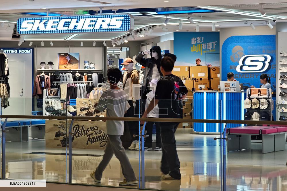 SKECHERS Store
