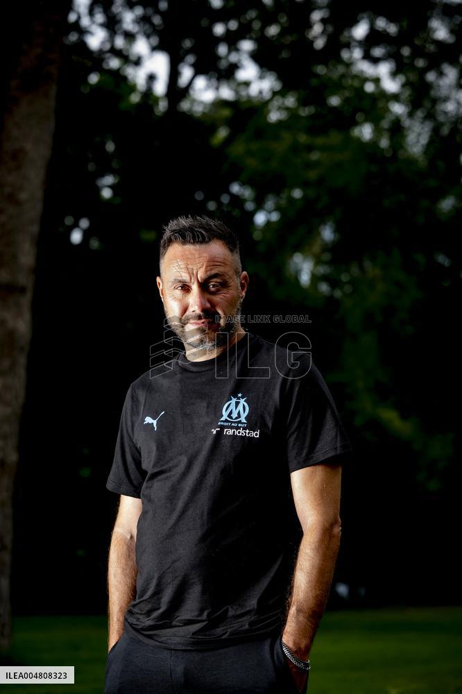 Roberto De Zerbi Portrait In Zeist - Netherlands