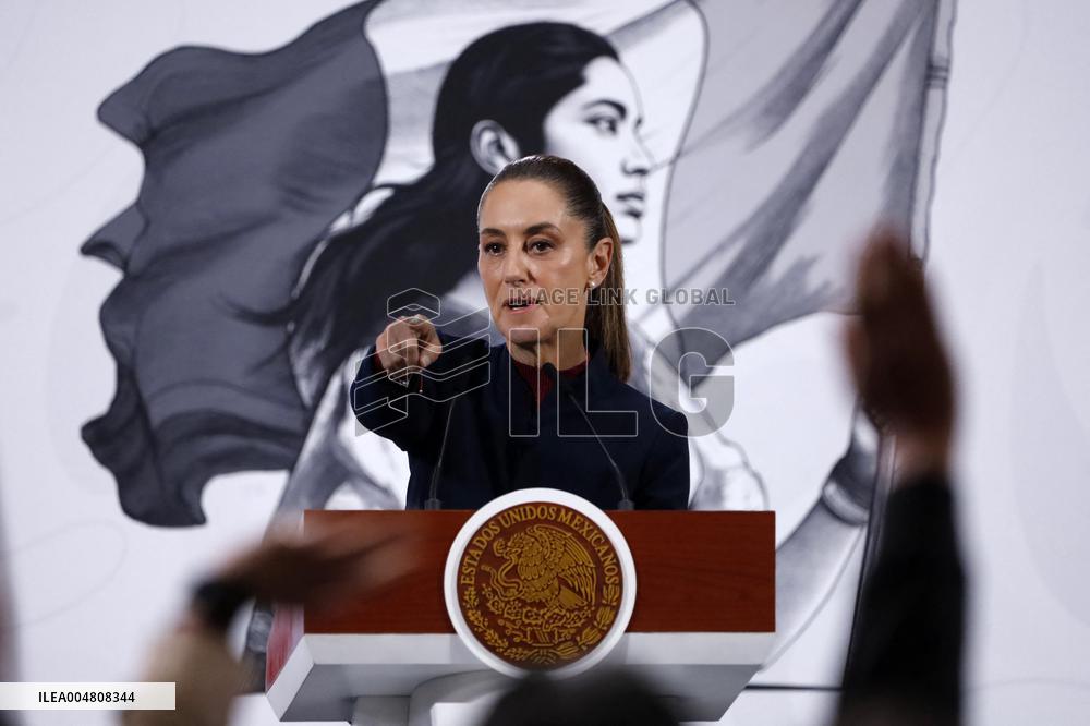 Mexican President Claudia Sheinbaum Holds Briefing Conference - Mexico