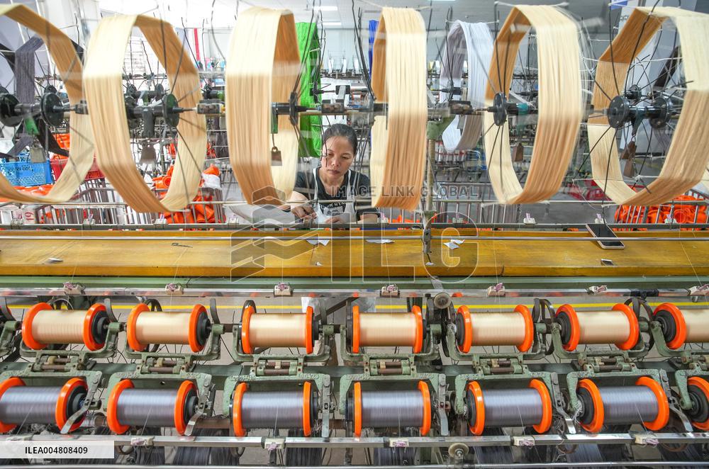 Export Embroidery Products Producing in Huzhou