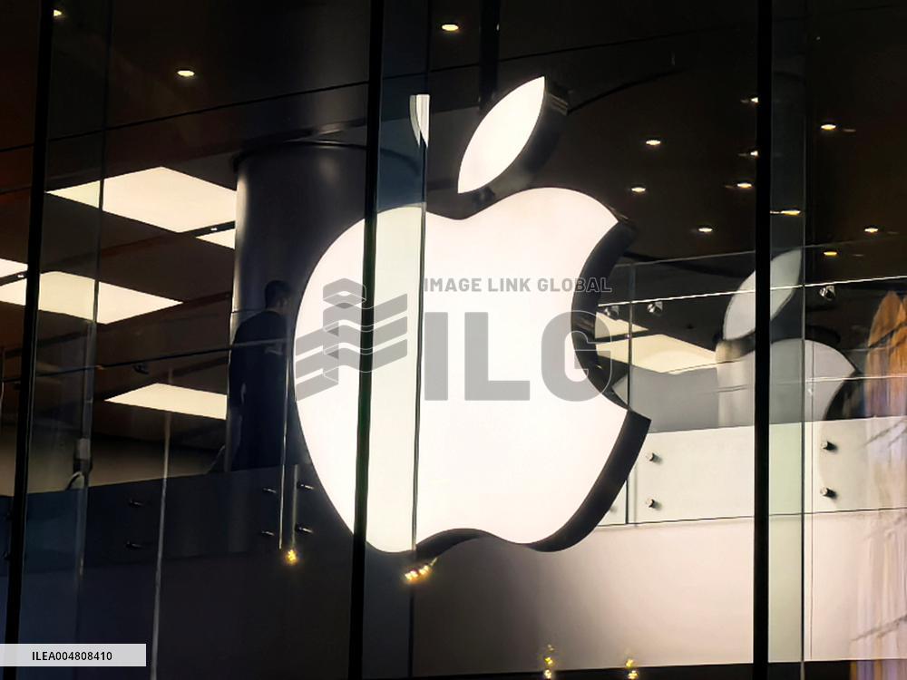 Apple Store in Beijing