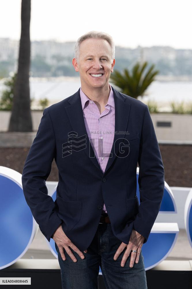 Mipcom - Dhar Mann Studios Photocall