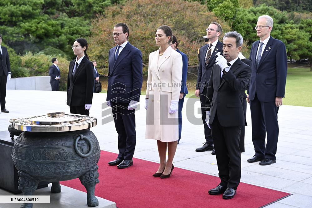 CROWN PRINCESS IN SEOUL