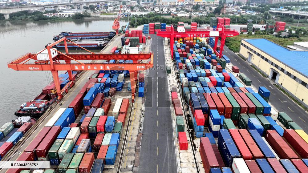 Fengshan Port in Nantong