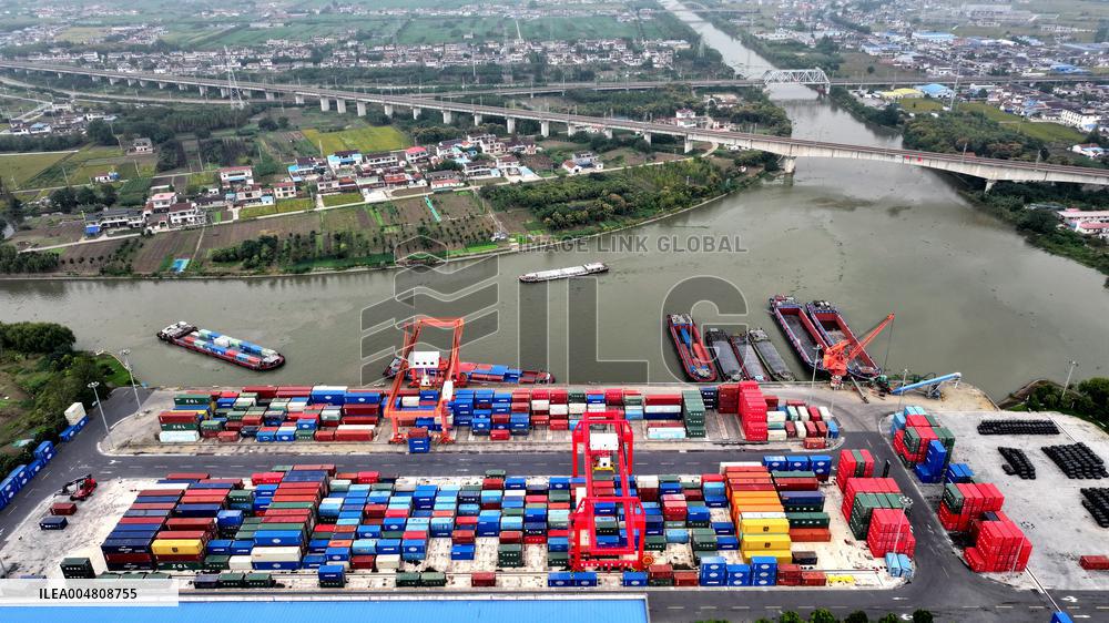 Fengshan Port in Nantong