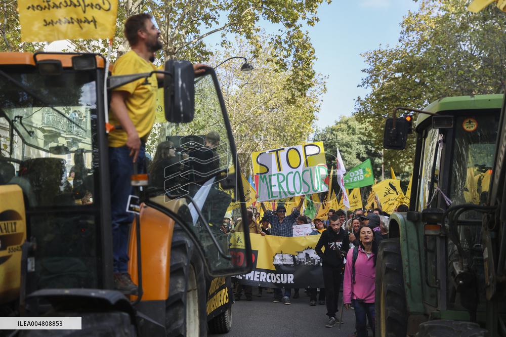 Protest Against the Mercosur Agreement - Paris