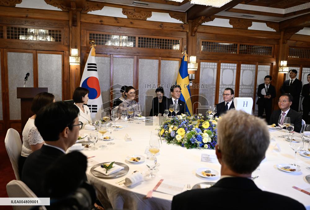 CROWN PRINCESS IN SEOUL