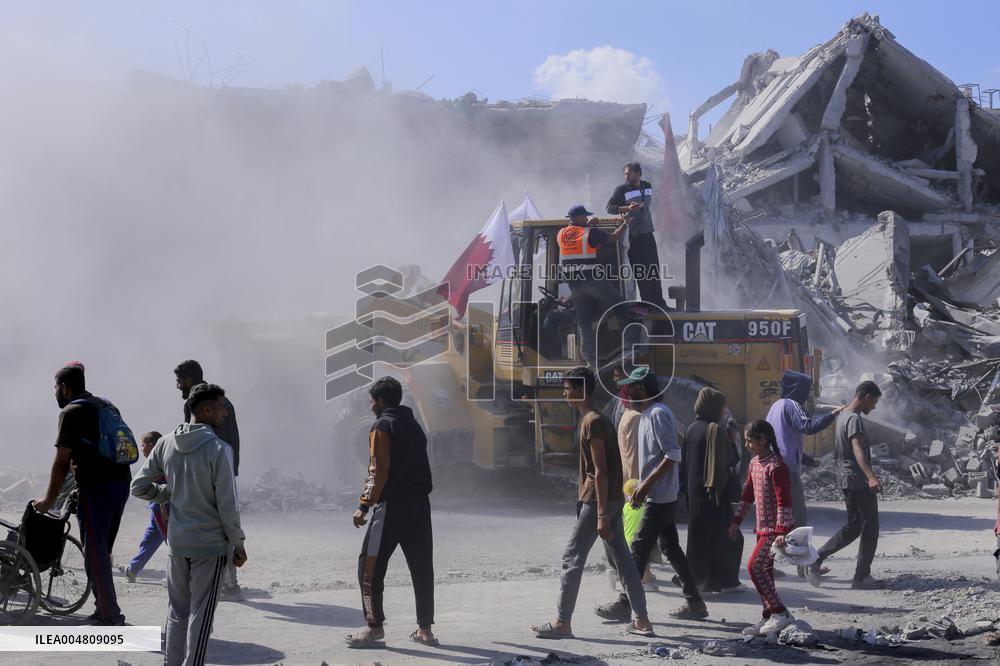 Gaza Streets Debris Removal