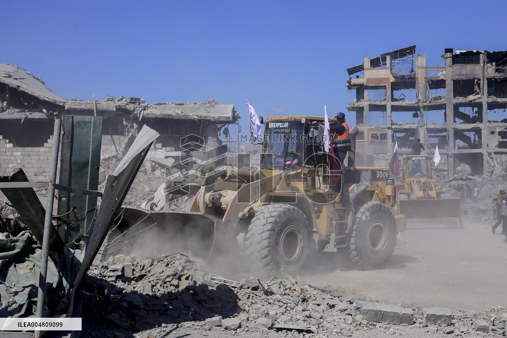 Gaza Streets Debris Removal