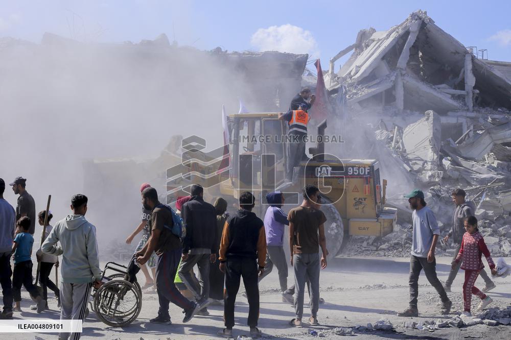 Gaza Streets Debris Removal
