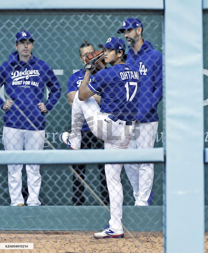 Baseball: NL Championship Series between Brewers and Dodgers