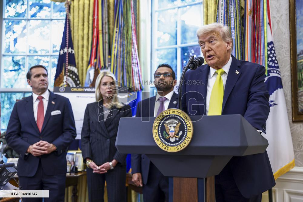 US President Donald Trump and FBI Director Kash Patel speak in the Oval Office