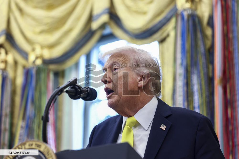 US President Donald Trump and FBI Director Kash Patel speak in the Oval Office