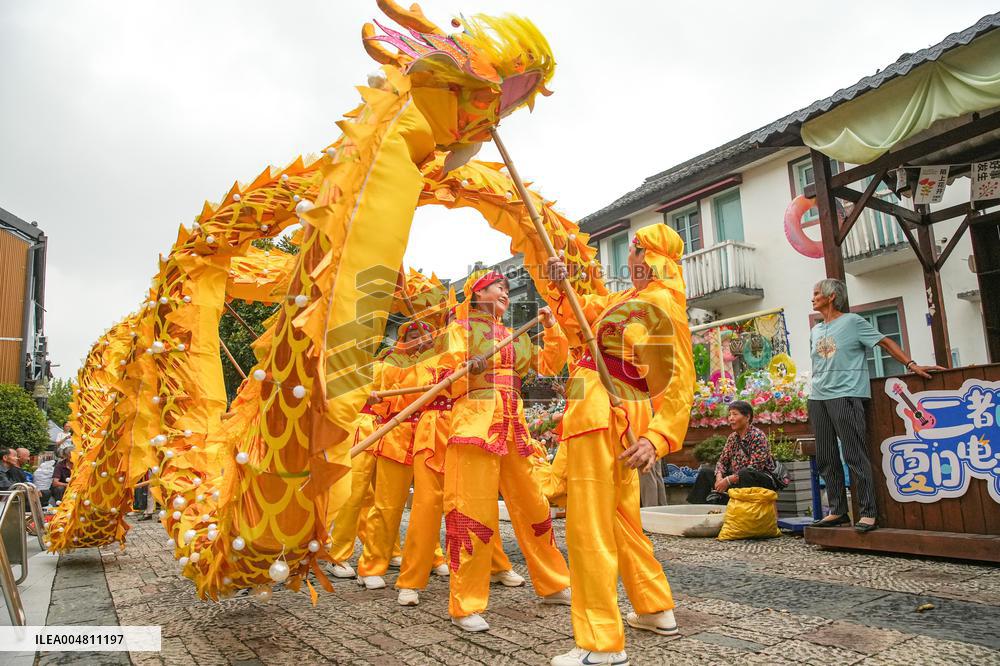 Temple Fair in Huzhou