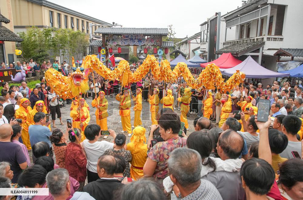 Temple Fair in Huzhou