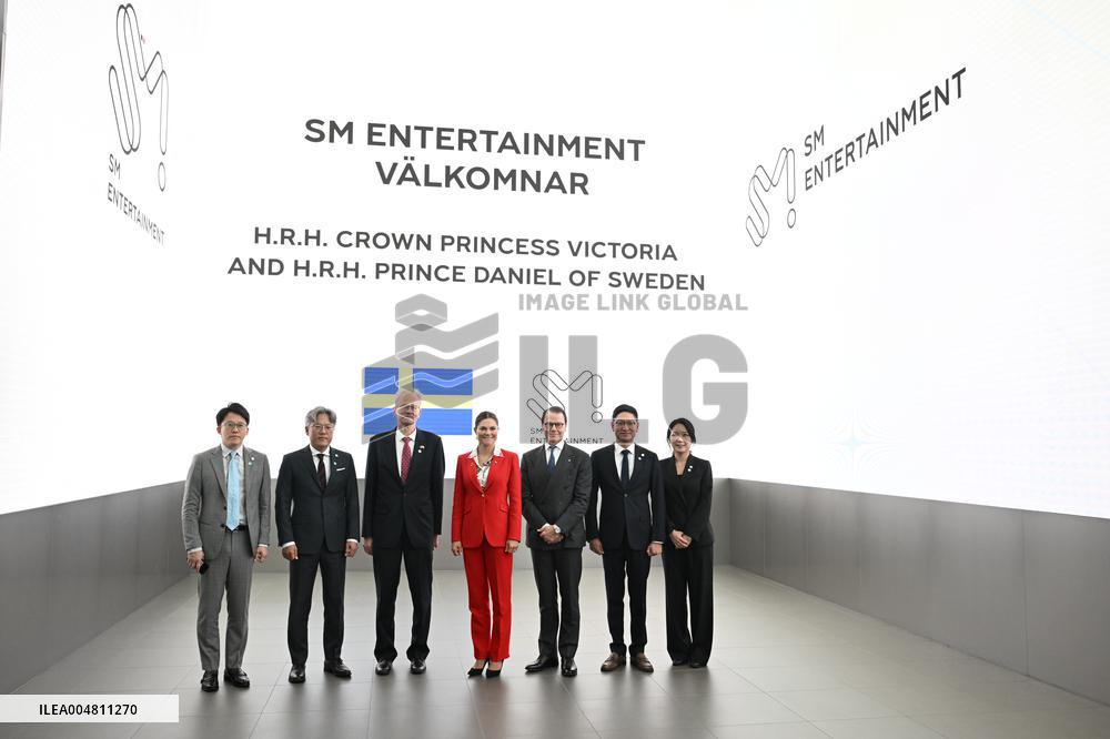 CROWN PRINCESS IN SEOUL