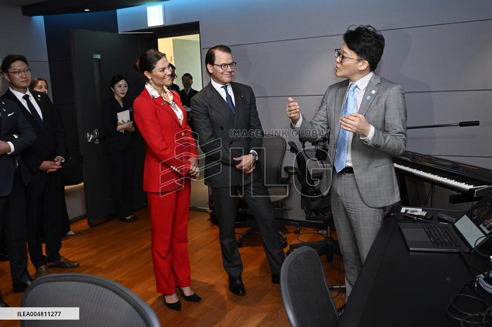 CROWN PRINCESS IN SEOUL